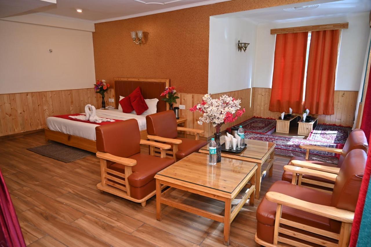 Hotel Seven Hills Manali Exterior foto