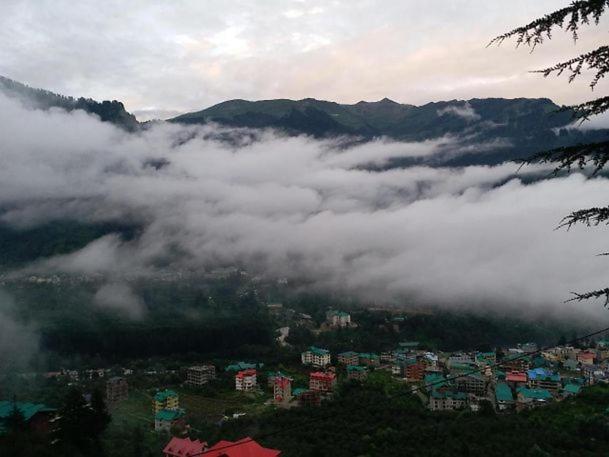 Hotel Seven Hills Manali Exterior foto