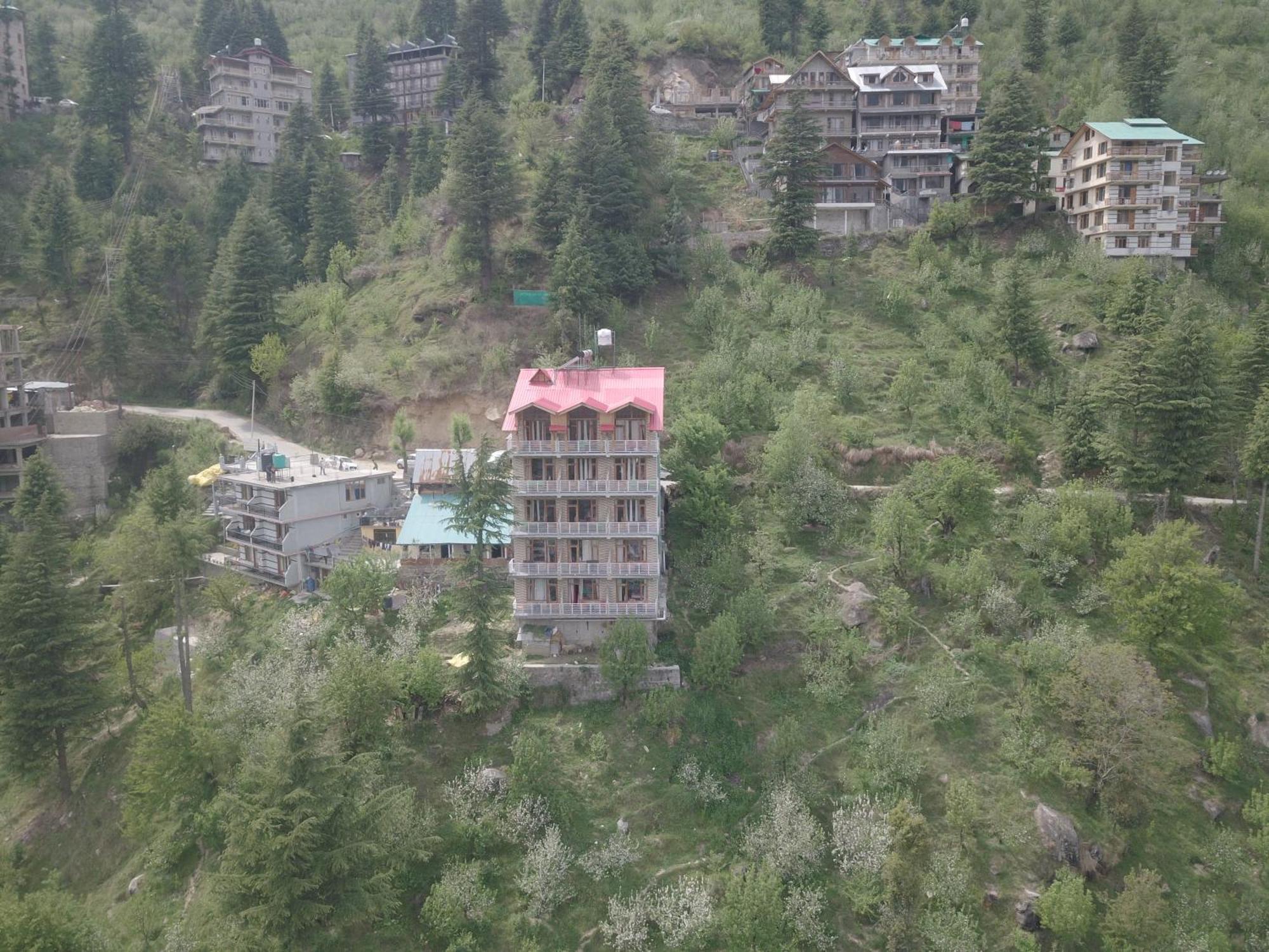 Hotel Seven Hills Manali Exterior foto