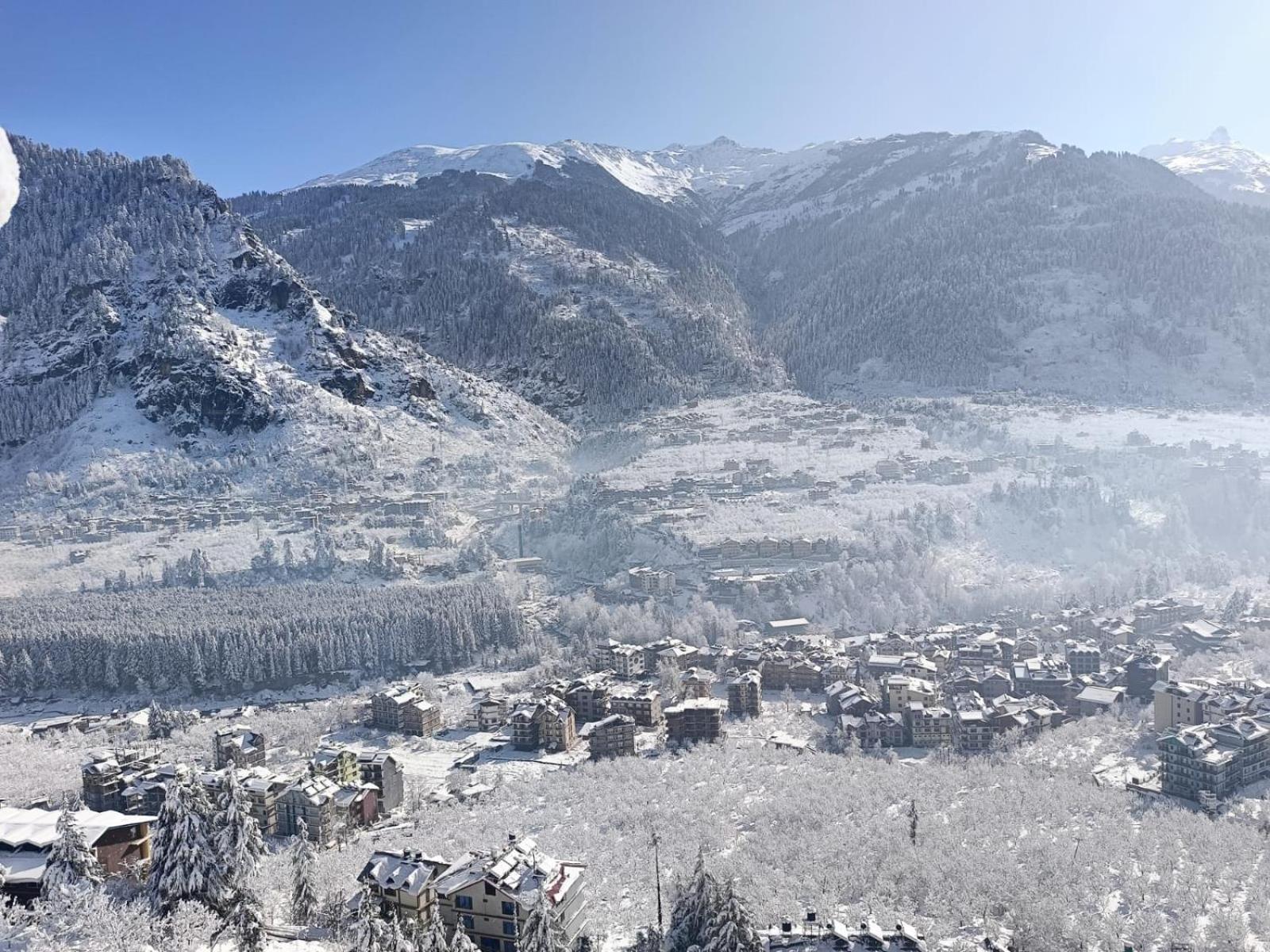 Hotel Seven Hills Manali Exterior foto