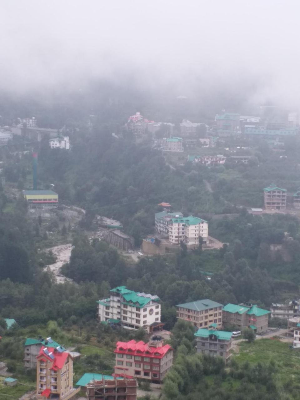 Hotel Seven Hills Manali Exterior foto
