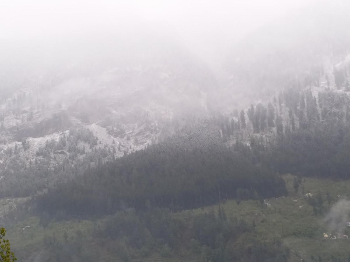 Hotel Seven Hills Manali Exterior foto